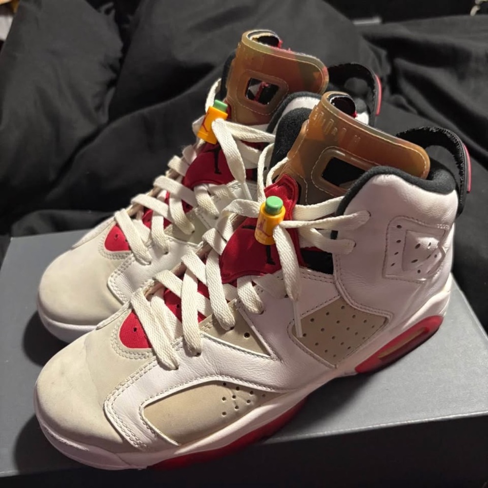 Jordan Kids Sneakers in White and Red